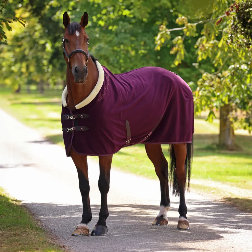 Shires Deluxe Fleece Rug